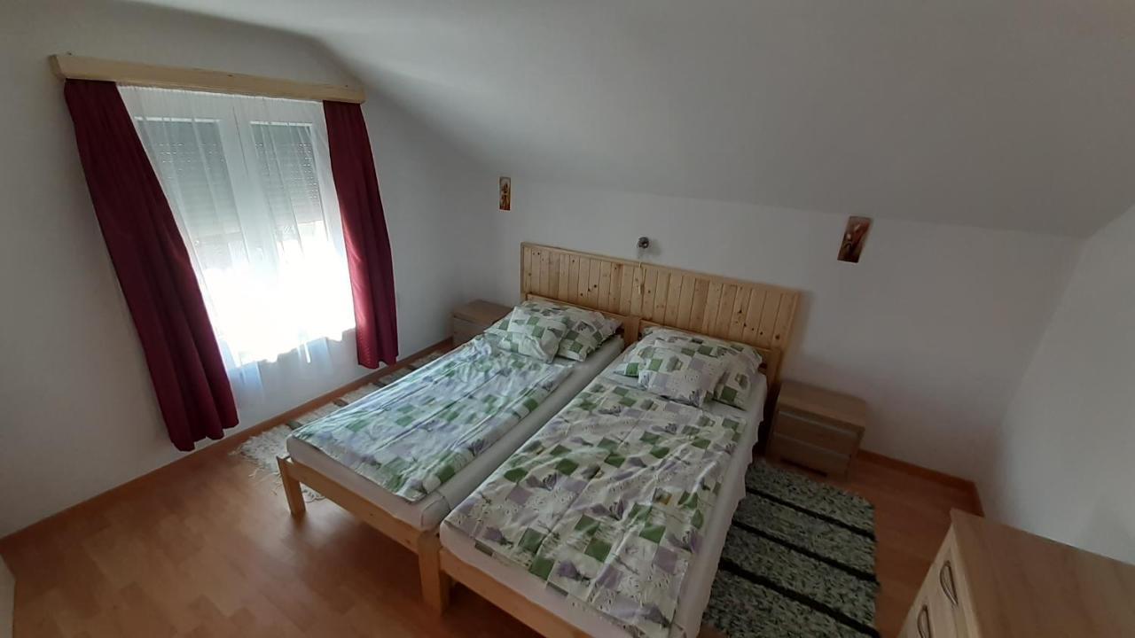 Patri Apartmanhaz Keszthely Exterior foto