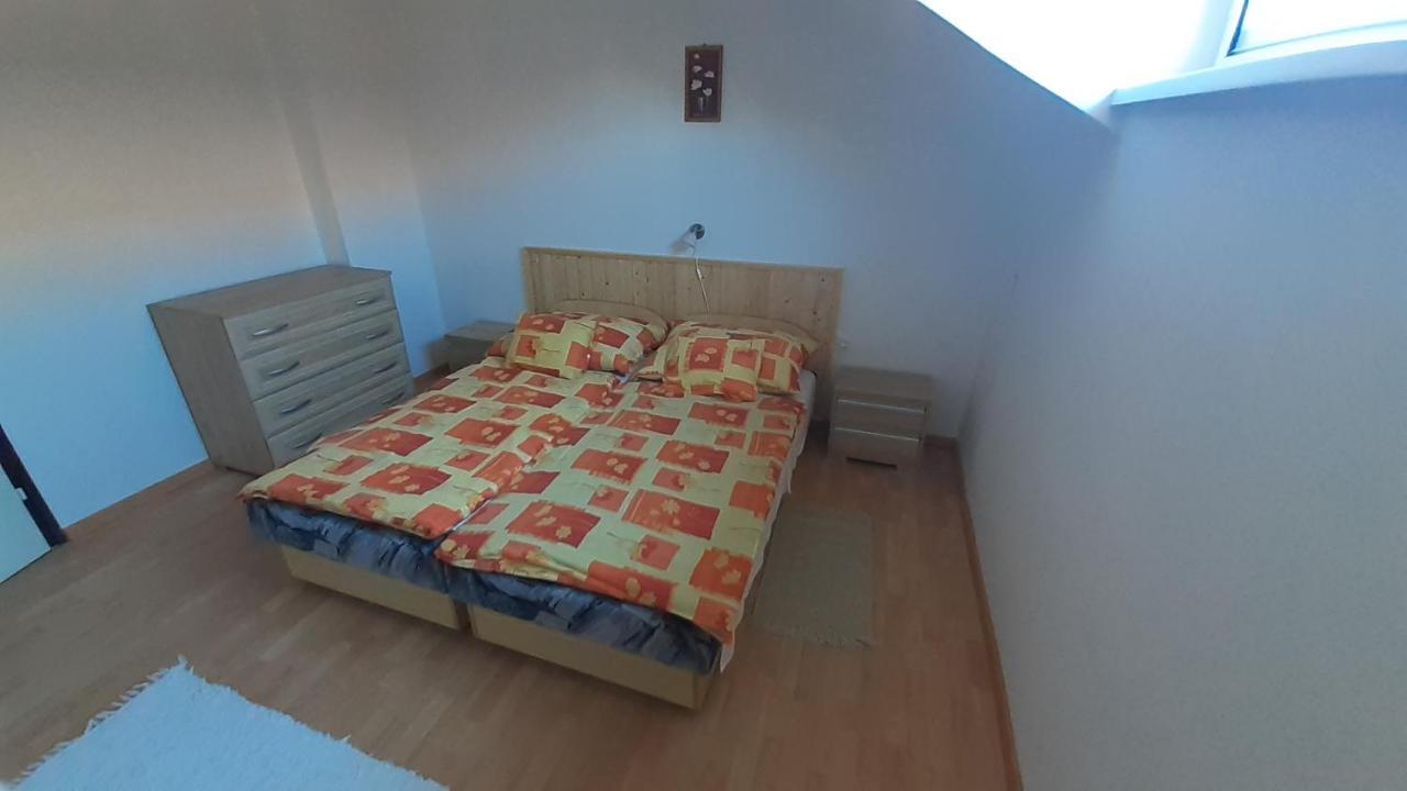 Patri Apartmanhaz Keszthely Exterior foto